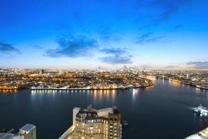 1-Bedrm Luxury Serviced Apartment in Canary Wharf
