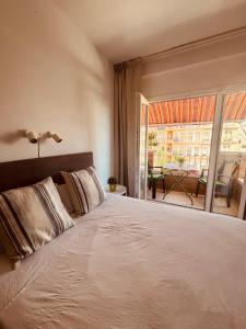 Centro apartamento con 2 camas de matrimonio y Aire Acondicionado