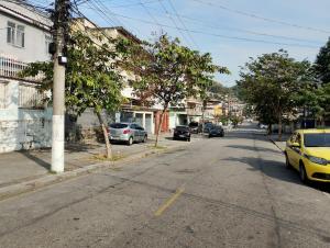 Casa Espaçosa área verde e Camping