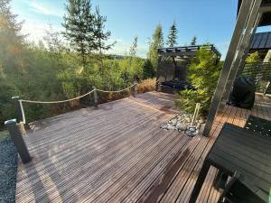 Villa Hile - 8 hengen mökki, rauhallinen sijainti Himoksen ytimessä