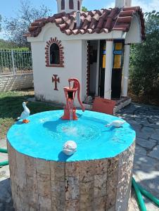 H BIΛΑ ΤΩΝ ΟΝΕΙΡΩΝ ΣΟΥ-999 THE VILLA OF YOURS Dreams 999