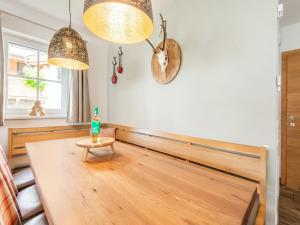 Chalet in Niedernsill near Ski Slopes