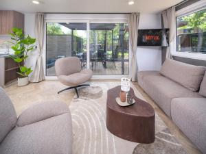 Sauwer Lodge – Your Cozy Getaway for 6