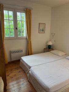 Villas Mas provencal avec piscine privee proche Bandol : photos des chambres