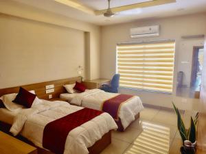 Ikigai Business Rooms by Zoliva Homes