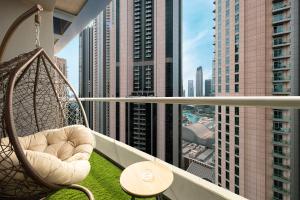 Restay Homes at Damac Maison Mall - Full Burj View fromrooms - 1 min to Dubai Mall