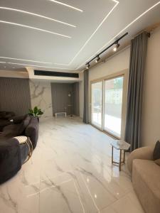 Luxury villa 7 bedrooms elshick Zayed