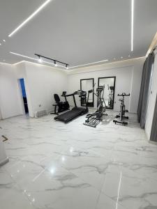 Luxury villa 7 bedrooms elshick Zayed