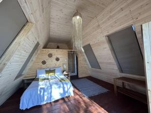 Hippo Lagoon Luxury A Frame On Deck