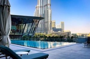 Grande Downtown Dubai - Luxury 2BR Apt with Balcony & Stunning City Views