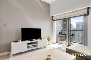 Cayan Escape Lavish 1BR with Sea View