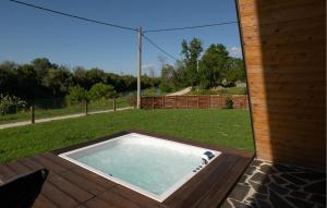 2 Bedroom Cozy Home In Brodani