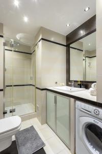 Golden Apartments Warsaw - Best Location in City Center Grzybowska 5