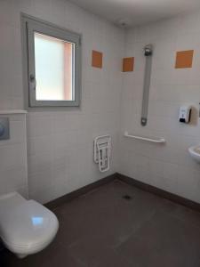 Campings Camping De Bellebouche : photos des chambres