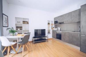 2-BR Gem in Gibraltar's Heart - 4hvězdičkové hotely ve městě Gibraltar