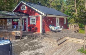 Amazing Home In Uddevalla With Wifi