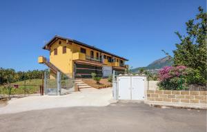 Nice Home In Giffoni Valle Piana