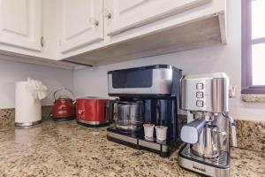 Park Shore Resort Deluxe Condo, water views 232