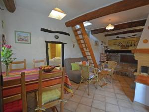 Villas Villa in Pyrenees with Stunning Mountain Views : photos des chambres