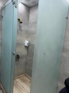 Raml Station Luxury Apartment with Amazing Sea View