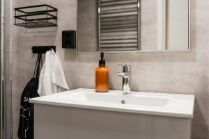 Guestly Homes - Charming 4BR Villa in central Piteå