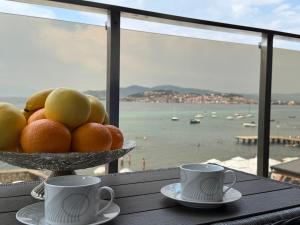 Park Elysee Lakefront Premium Apartment