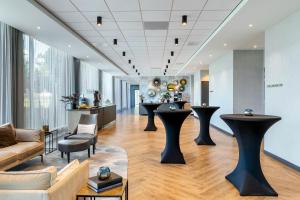 Renaissance Amsterdam Schiphol Airport Hotel