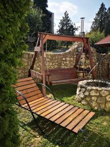 Azur & Smaragd Apartmanház