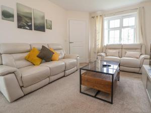 29 Ernest Dawes Avenue