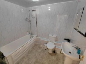 Vibrant 2 bedrooms flat in Bricklane