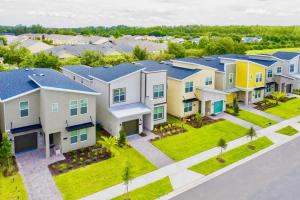 Stunning 5 Bd w Pool Close to Disney @ Storey Lake 2767