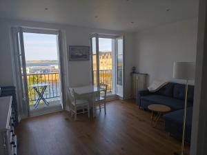Appartements Vue mer et la plage a pied a 1 minute ! : Appartement 2 Chambres