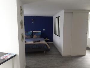 Maisons de vacances Charme & confort, Mer a 200m, grand jardin, GR34 : photos des chambres
