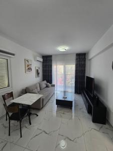 Pafos modern gem apartment margarita gardens block 6