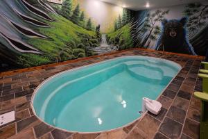 Pool & A View by American Patriot Getaways