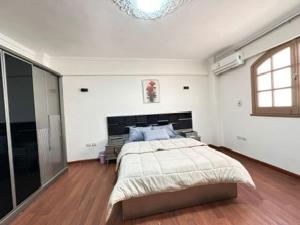 Relaxing Garden View 3BR Spacious Apartment in New Cairo