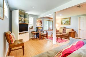 Hike & Fish: Delaware River Cabin w Views