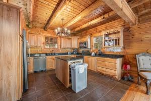 Serenity Vista by American Patriot Getaways