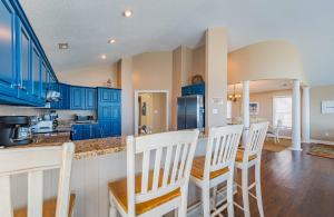 K1325 Born To Sun - Oceanfront 8BR in millionaire