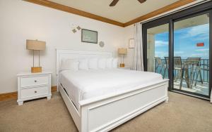 Phoenix East 1206 condo