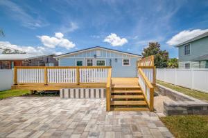 4br Coastal Cottage W Golf Cart, Kayaks, Pool - Ubytování bez kategorie ve městě Palm Coast