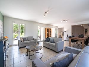 Luxurious villa in Oupia with private pool