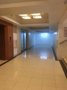 Riverside 2 Bedroom 6Beds Near SM Naga, Landers, S&R and Robinson Naga