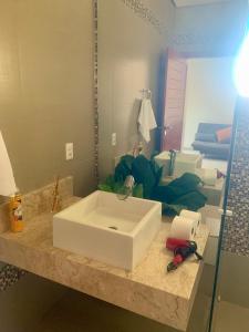 Casa de alto padrão, 2 minutos do shopping