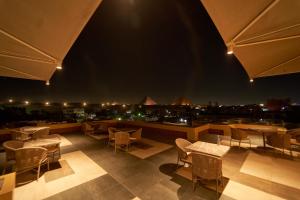 Royal Nine Pyramids View Hotel