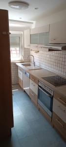 2-Zimmer Wohnung mit Küche und Terrasse