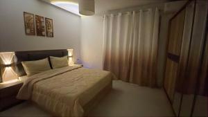 Modern 4BR Villa - Exclusive Hacienda Bay