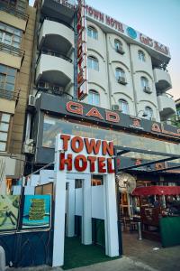 Town Hotel- Hurghada