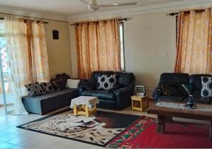 ZURI Homestay WIFI & Ocean NEAR!!