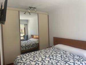 Céntrico, primera línea de playa y piscina - Ubytování bez kategorie ve městě Laredo